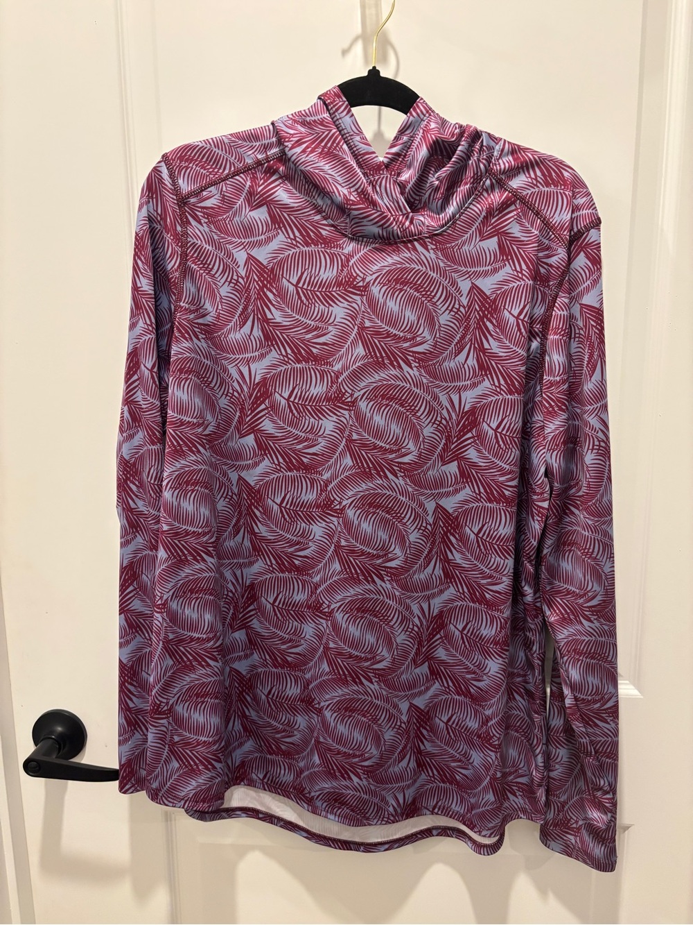 Bass Pro Shops Purple Leaf-Print Long Sleeve Hooded Tee